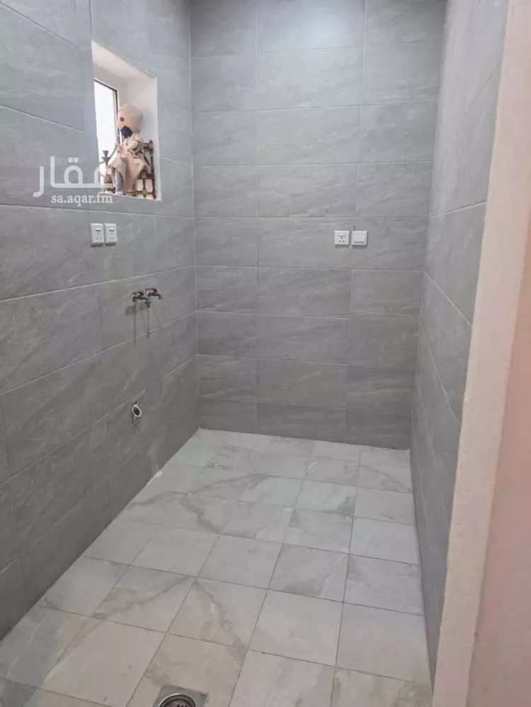 Floor for Rent in Dhahran Al Qusur 8
