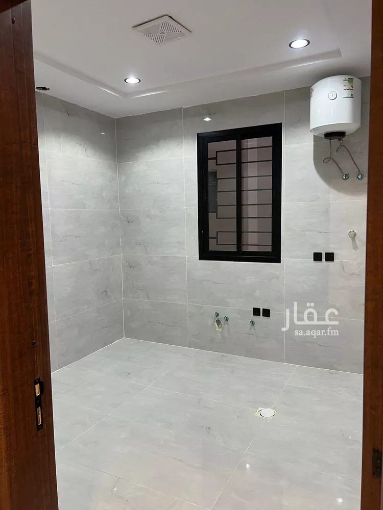 دور للبيع في شارع الغصون, حي الجنادرية, مدينة الرياض, منطقة الرياض صورة 3