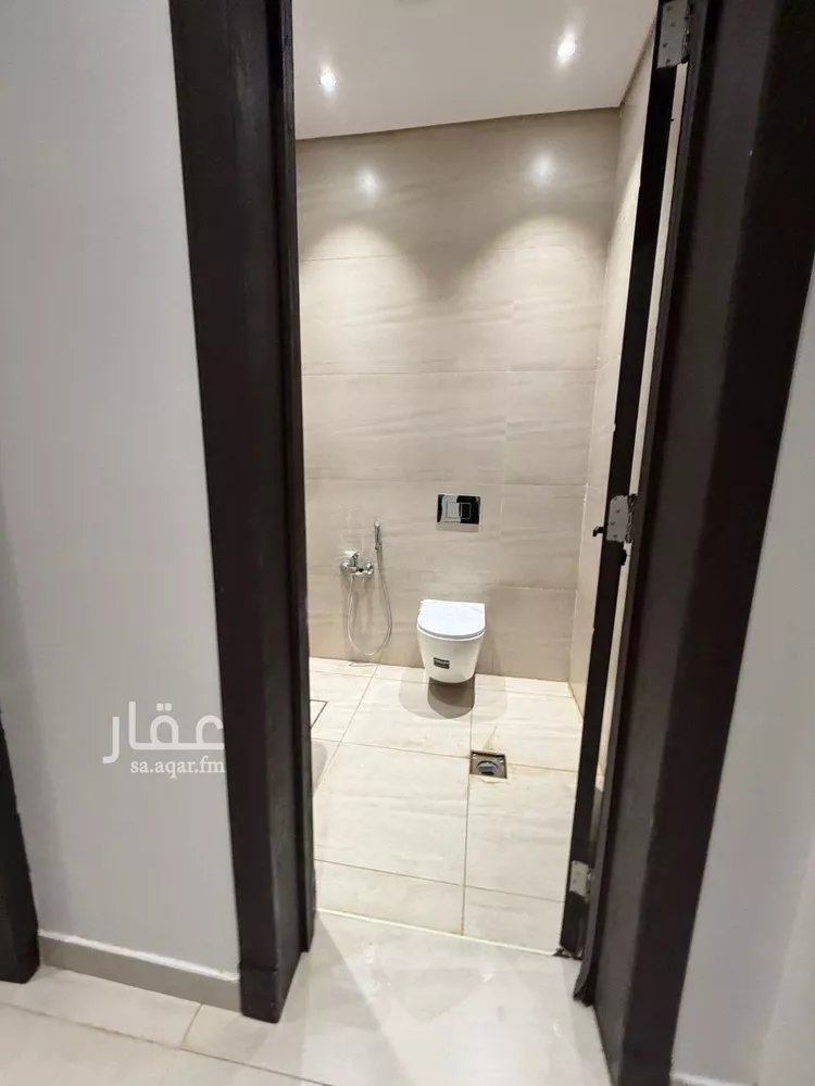 دور للبيع في شارع الغصون, حي الجنادرية, مدينة الرياض, منطقة الرياض صورة 2