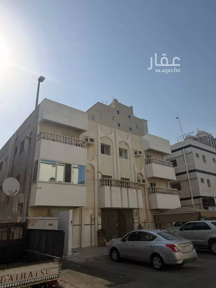 عمارة للبيع في شارع ابو الوفاء, حي العزيزية, مدينة جدة, منطقة مكة المكرمة صورة 3