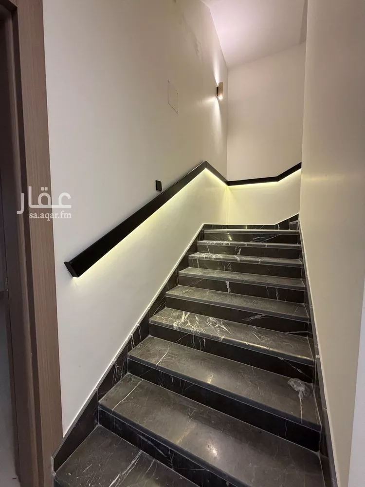 فيلا للبيع في شارع ابن حامد, حي وادي مذينب, مدينة المدينة المنورة, منطقة المدينة المنورة صورة 4