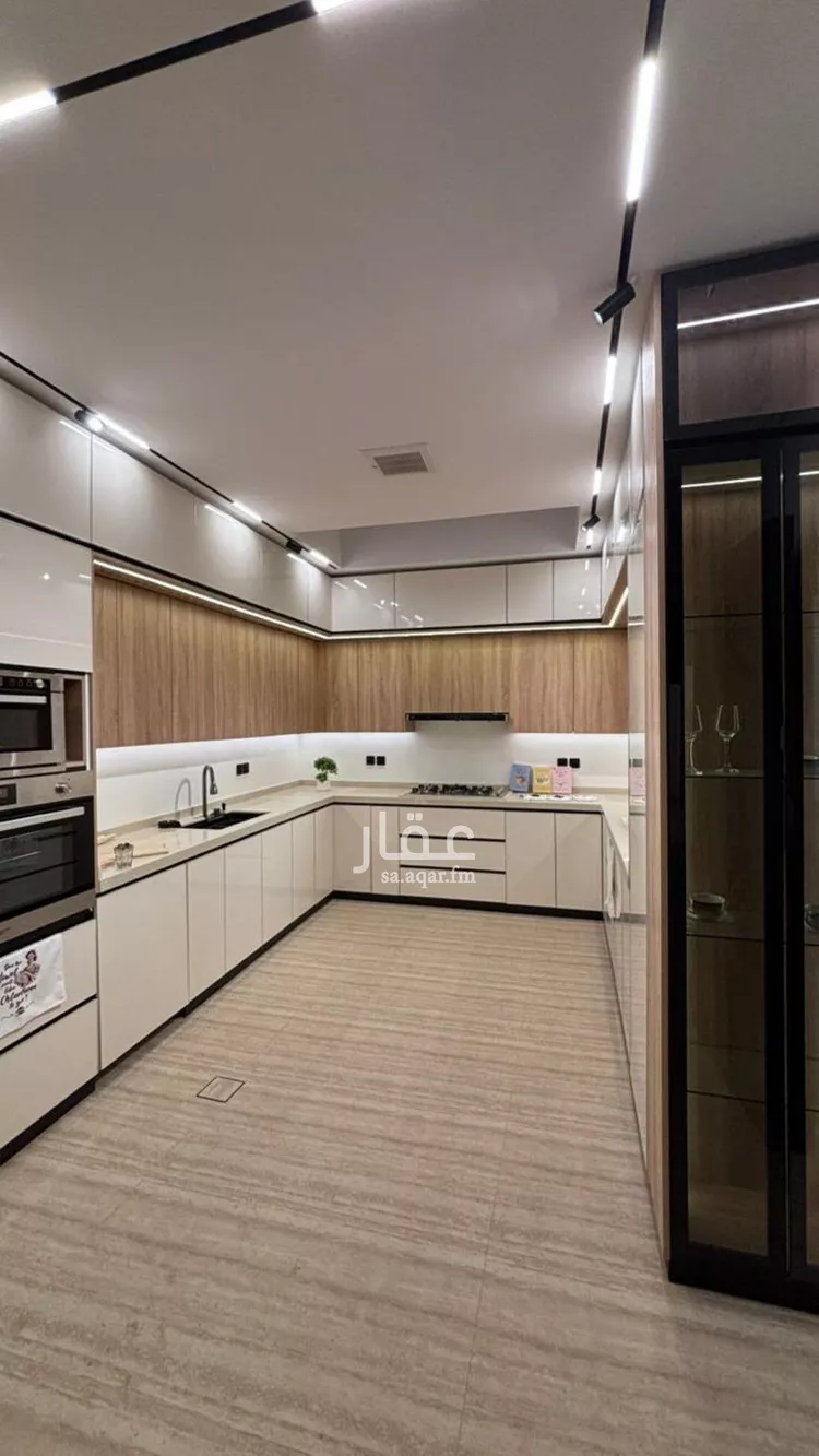 فيلا للبيع في شارع حجاج ابن عامر, حي وادي مذينب, مدينة المدينة المنورة, منطقة المدينة المنورة صورة 3