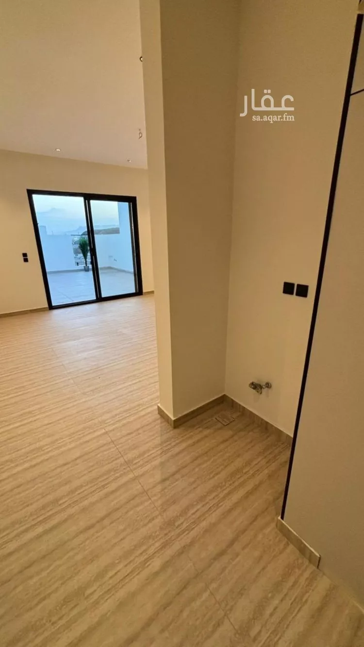 فيلا للبيع في شارع ابن حامد, حي وادي مذينب, مدينة المدينة المنورة, منطقة المدينة المنورة صورة 2