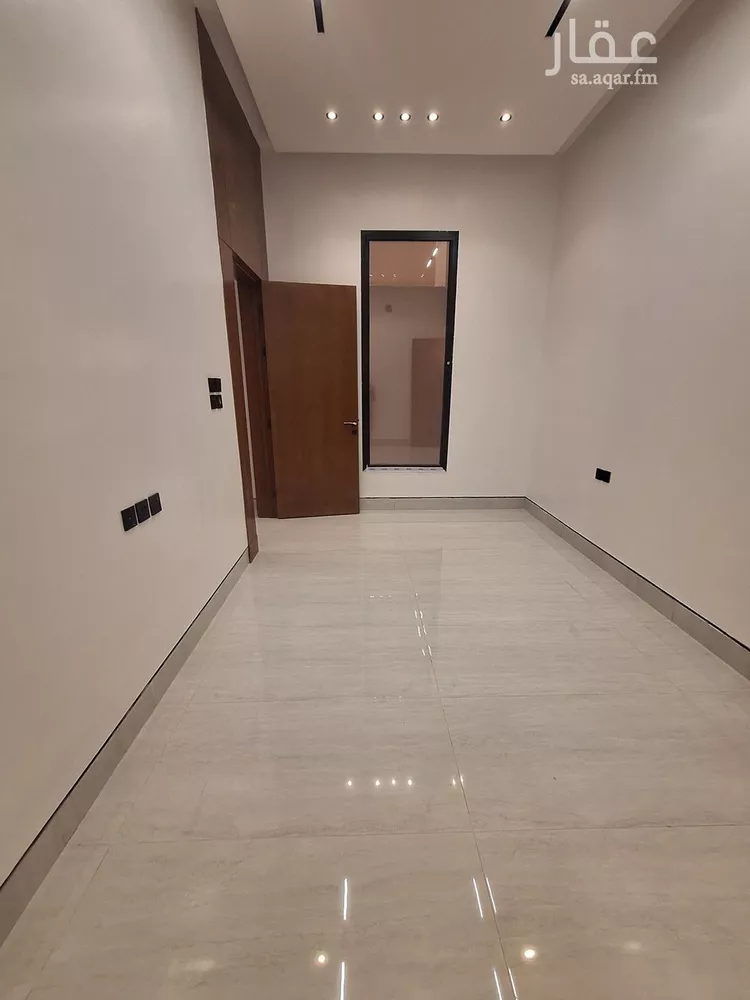 دور للبيع في شارع عبدالله بن أبي الهذيل, حي الرمال, مدينة الرياض, منطقة الرياض صورة 3