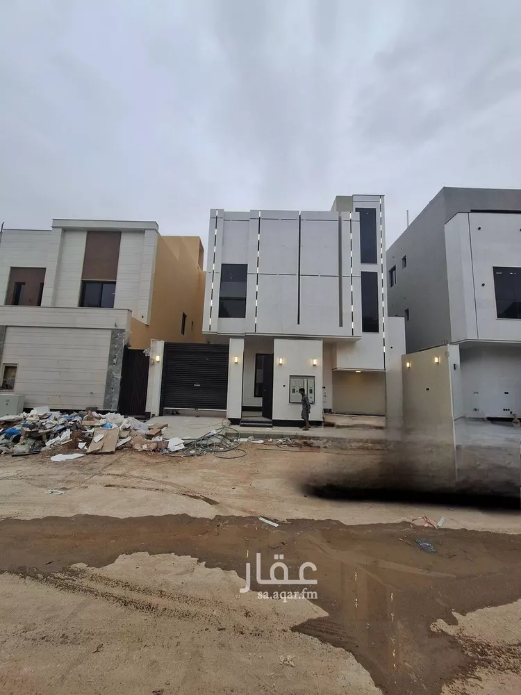 دور للبيع في شارع عبدالله بن أبي الهذيل, حي الرمال, مدينة الرياض, منطقة الرياض