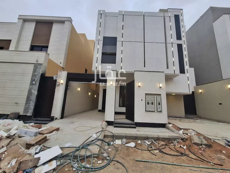 دور للبيع في شارع عبدالله بن أبي الهذيل, حي الرمال, مدينة الرياض, منطقة الرياض صورة 2