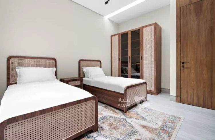 Floor for Sale in Riyadh Al Arid 10