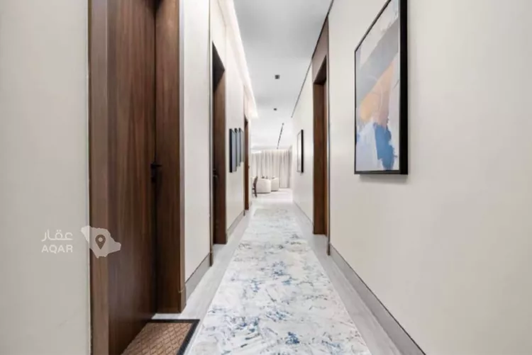 Floor for Sale in Riyadh Al Arid 16