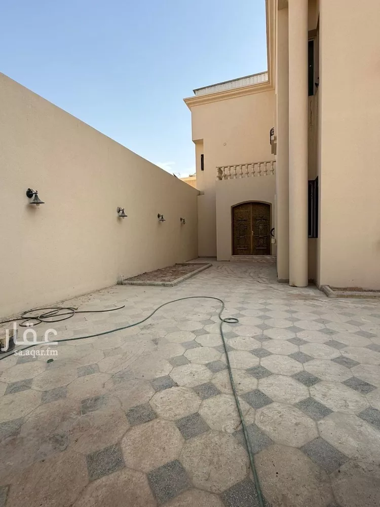 فيلا للبيع في شارع شهيد الدين ثم الوطن محمد عتيق المطيري, حي الشهداء, مدينة الرياض, منطقة الرياض صورة 5