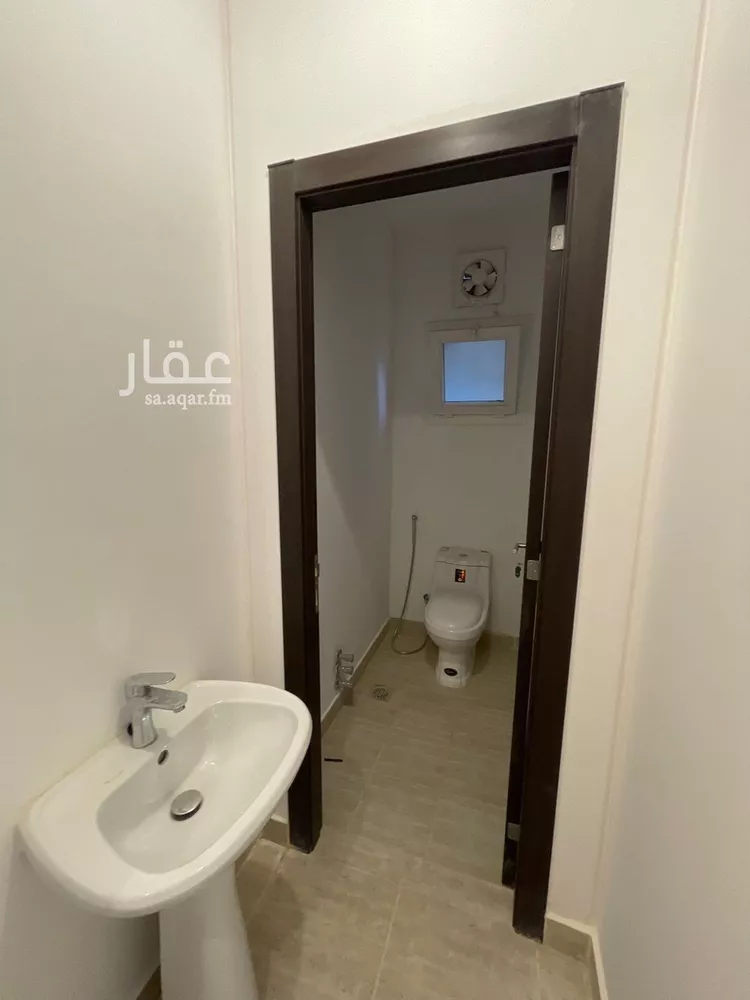 فيلا للبيع في حي مطار الملك خالد الدولي, مدينة الرياض, منطقة الرياض 22