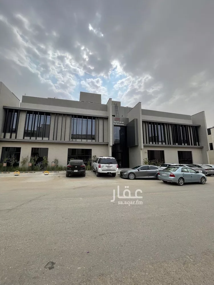 مكتب تجاري للإيجار في شارع رقم 3, حي الملقا, مدينة الرياض, منطقة الرياض