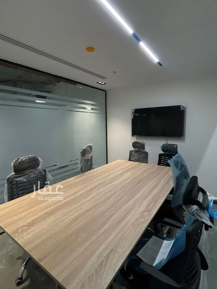 مكتب تجاري للإيجار في شارع الامير محمد ابن سعد ابن عبدالعزيز, حي الملقا, مدينة الرياض, منطقة الرياض صورة 4