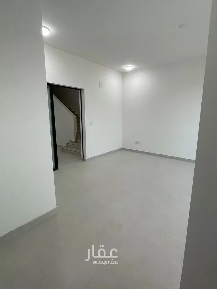 فيلا للإيجار في شارع 000, حي مطار الملك خالد الدولي, مدينة الرياض, منطقة الرياض صورة 3