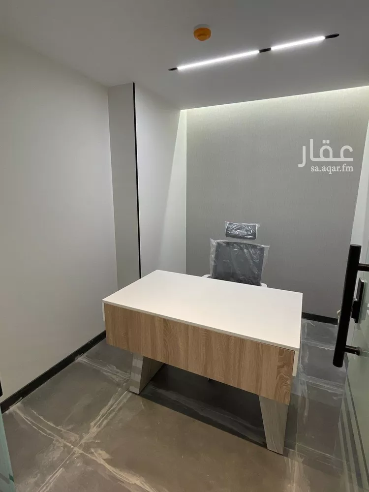 مكتب تجاري للإيجار في شارع الامير محمد ابن سعد ابن عبدالعزيز, حي الملقا, مدينة الرياض, منطقة الرياض صورة 2
