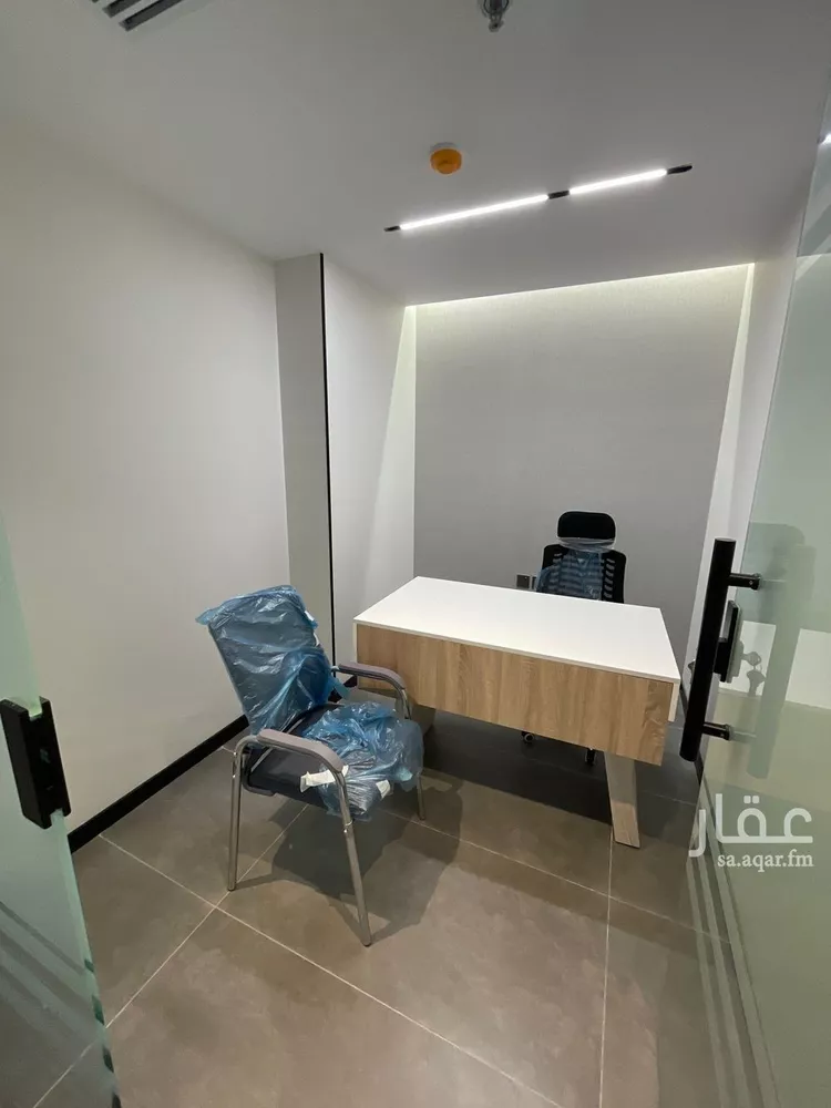مكتب تجاري للإيجار في شارع الامير محمد ابن سعد ابن عبدالعزيز, حي الملقا, مدينة الرياض, منطقة الرياض 6