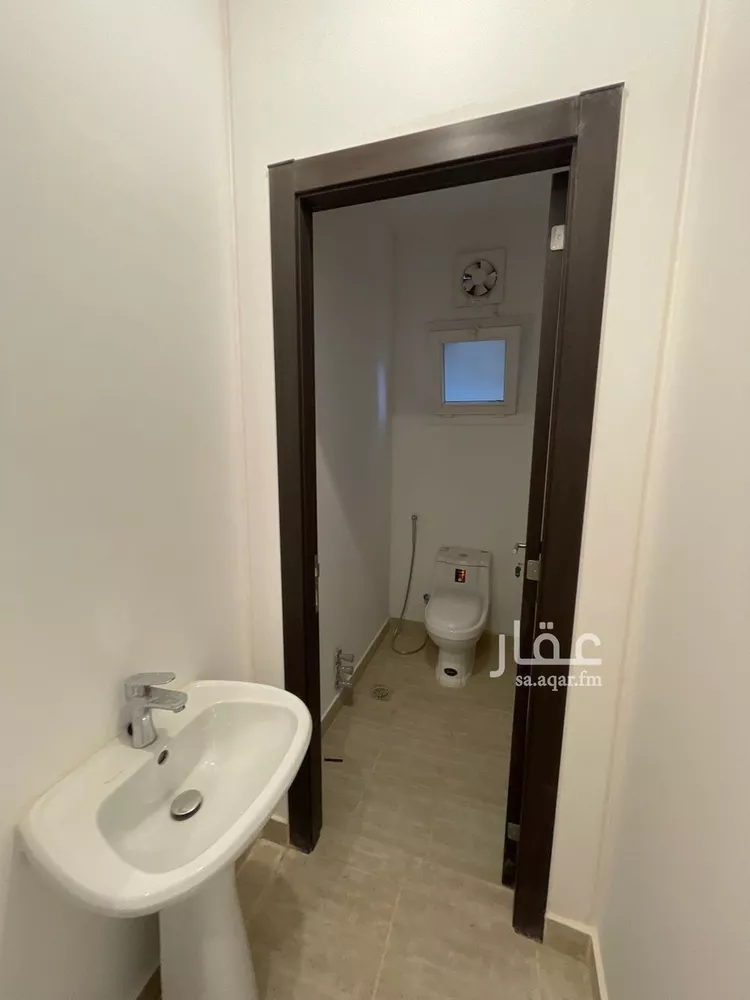 فيلا للبيع في حي مطار الملك خالد الدولي, مدينة الرياض, منطقة الرياض 13