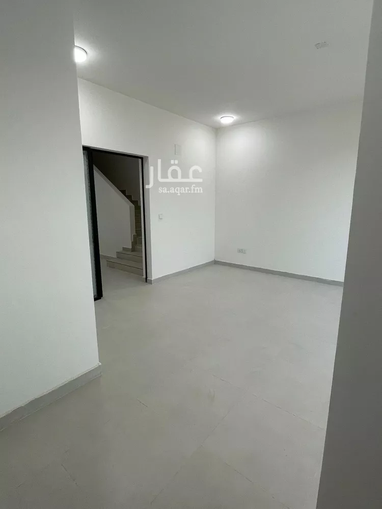 فيلا للإيجار في شارع 0000, حي مطار الملك خالد الدولي, مدينة الرياض, منطقة الرياض