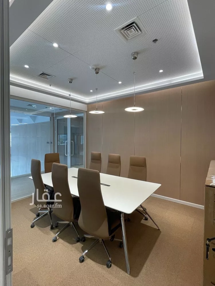 مكتب تجاري للإيجار في شارع الثمامة الفرعي, حي الصحافة, مدينة الرياض, منطقة الرياض 10