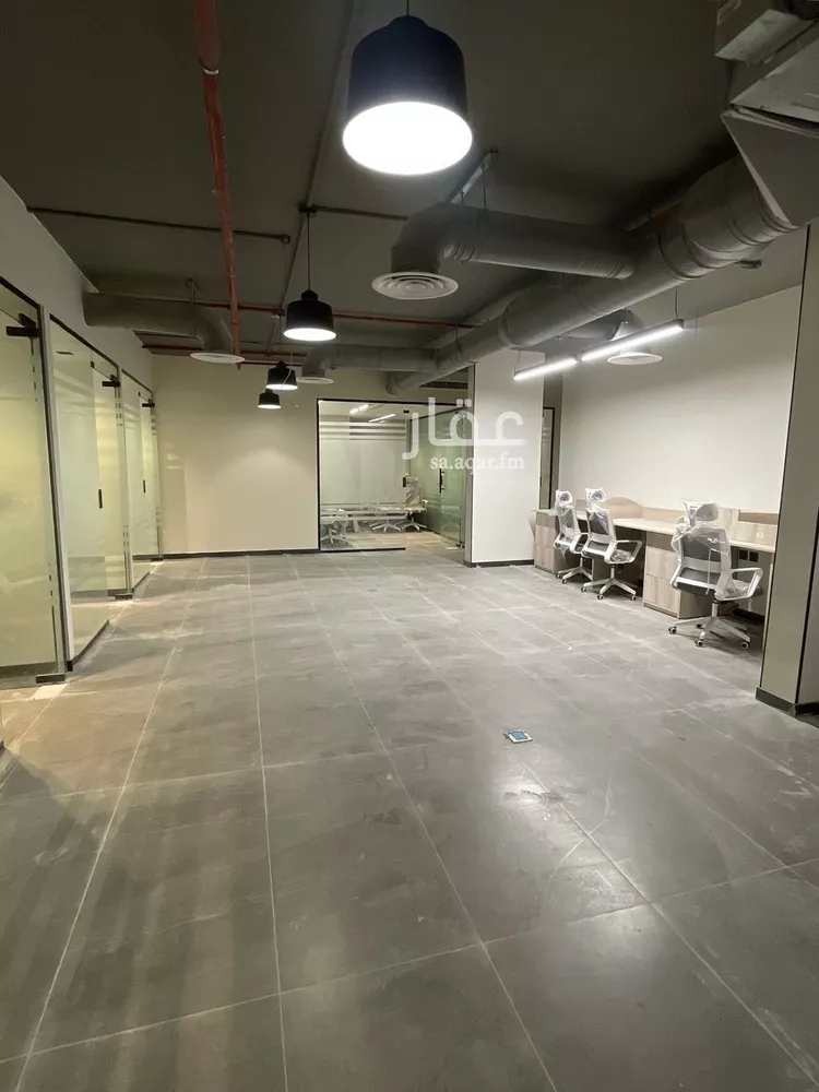 مكتب تجاري للإيجار في شارع الامير محمد ابن سعد ابن عبدالعزيز, حي الملقا, مدينة الرياض, منطقة الرياض صورة 5