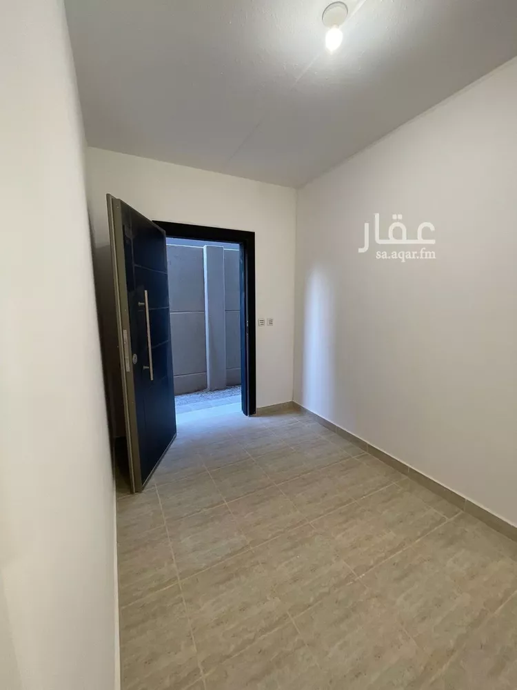 فيلا للبيع في حي مطار الملك خالد الدولي, مدينة الرياض, منطقة الرياض 11