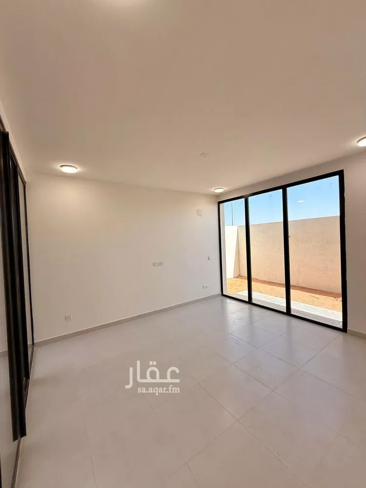 فيلا للإيجار في شارع 641, حي مطار الملك خالد الدولي, مدينة الرياض, منطقة الرياض