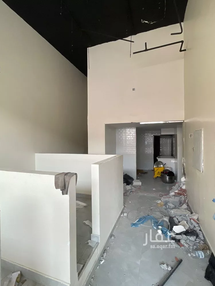 Shop for Rent in Riyadh As Sahafah 7