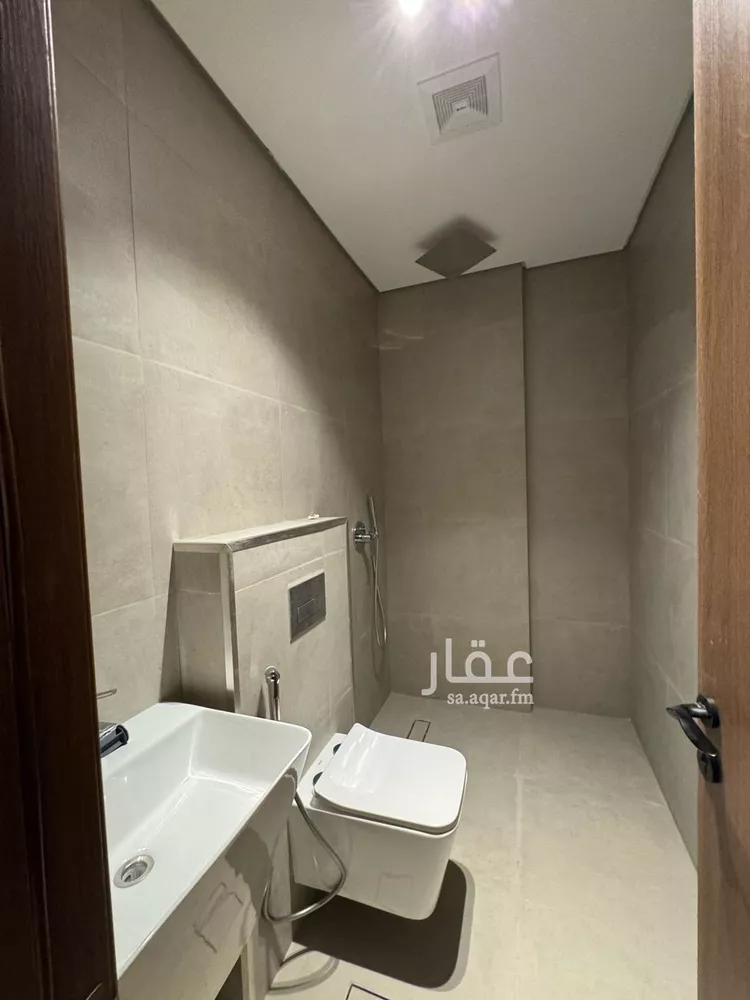 شقة للإيجار في شارع الامير عبدالعزيز ابن فهد ابن عبدالعزيز, حي الحزام الذهبي, مدينة الخبر, المنطقة الشرقية صورة 4