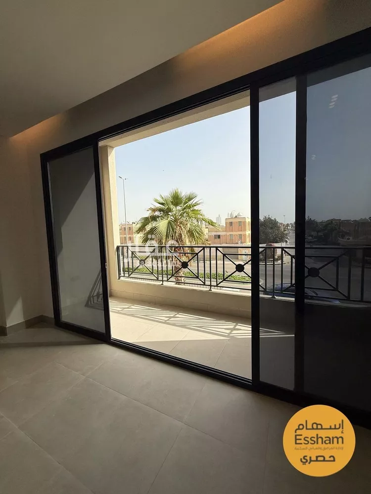 شقة للبيع في شارع الامير عبدالعزيز ابن فهد ابن عبدالعزيز, حي الحزام الذهبي, مدينة الخبر, المنطقة الشرقية 8