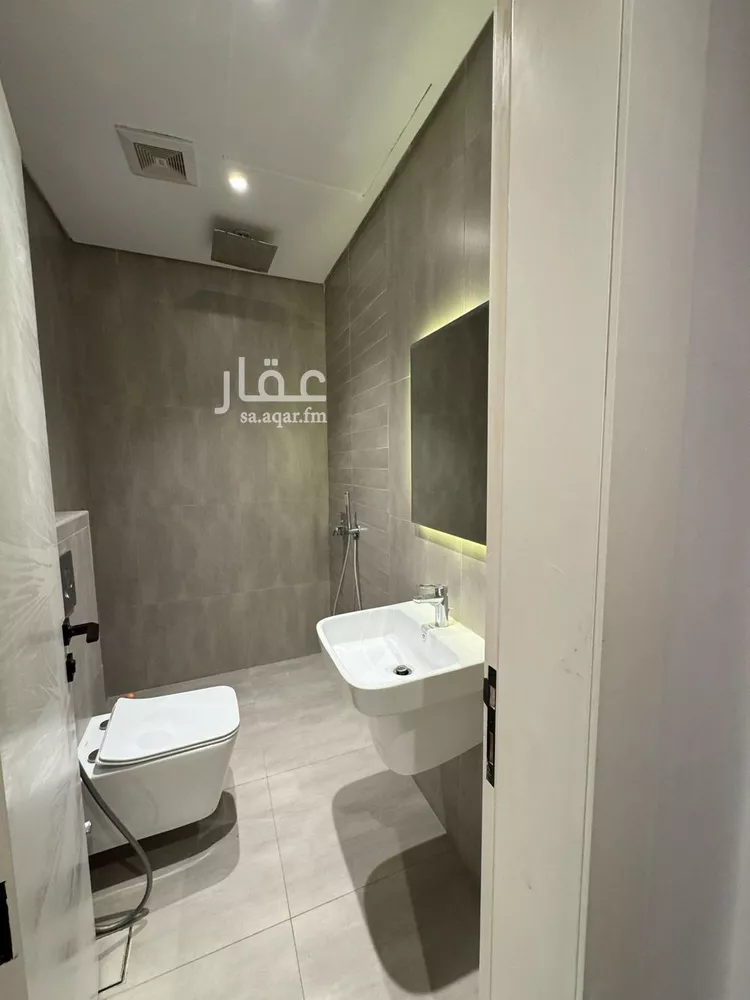 شقة للإيجار في حي البحر, مدينة الخبر, المنطقة الشرقية 6