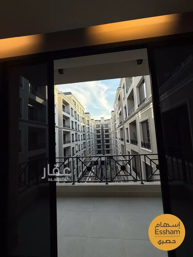 شقة للإيجار في شارع الامير عبدالعزيز ابن فهد ابن عبدالعزيز, حي الحزام الذهبي, مدينة الخبر, المنطقة الشرقية صورة 2