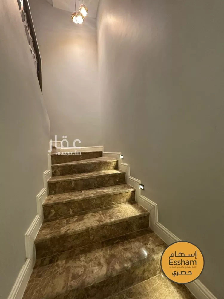 فيلا للبيع في شارع جمرة بن النعمان, حي الشراع, مدينة الخبر, المنطقة الشرقية صورة 3