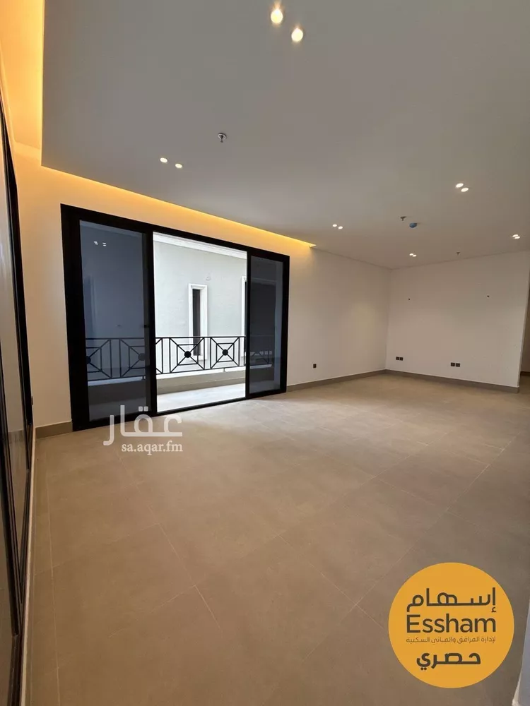 شقة للبيع في شارع الامير عبدالعزيز ابن فهد ابن عبدالعزيز, حي الحزام الذهبي, مدينة الخبر, المنطقة الشرقية