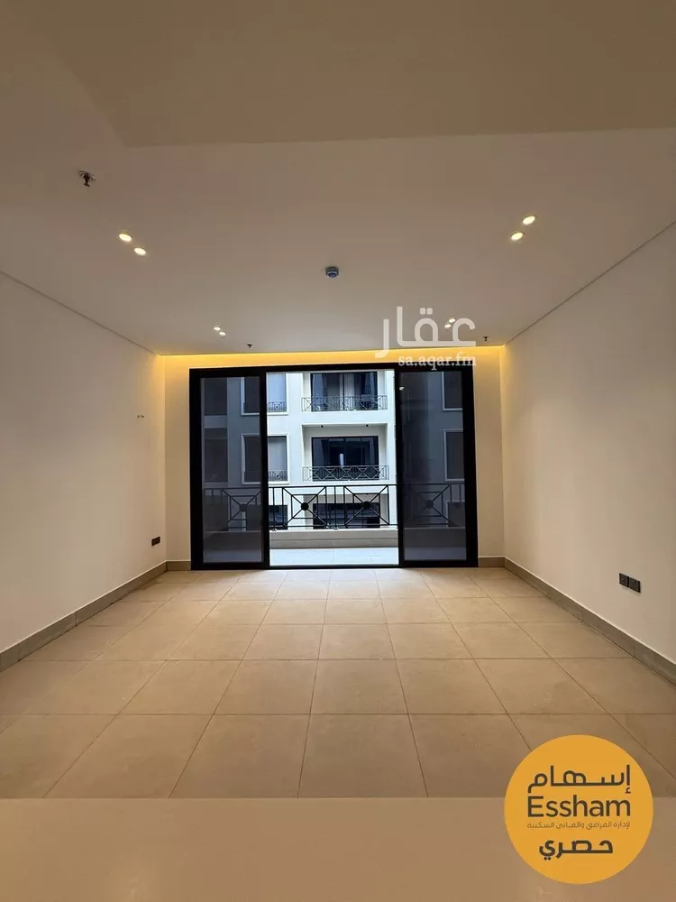 شقة للبيع في شارع الامير عبدالعزيز ابن فهد ابن عبدالعزيز, حي الحزام الذهبي, مدينة الخبر, المنطقة الشرقية 1 صورة