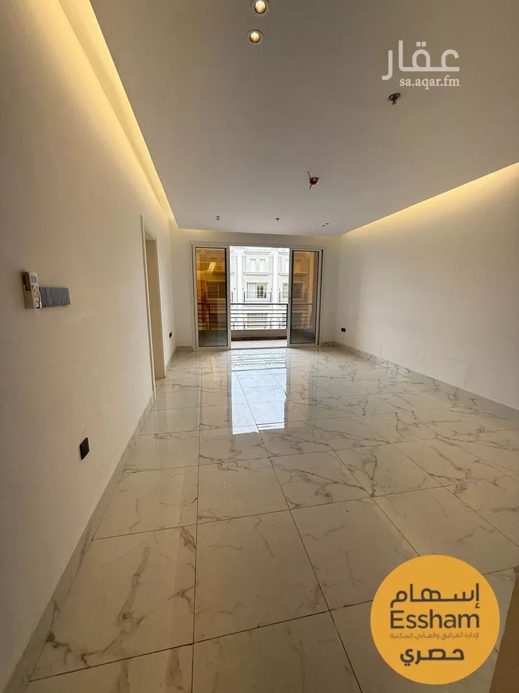 شقة للبيع في شارع القرية العليا, حي الحمراء, مدينة الخبر, المنطقة الشرقية