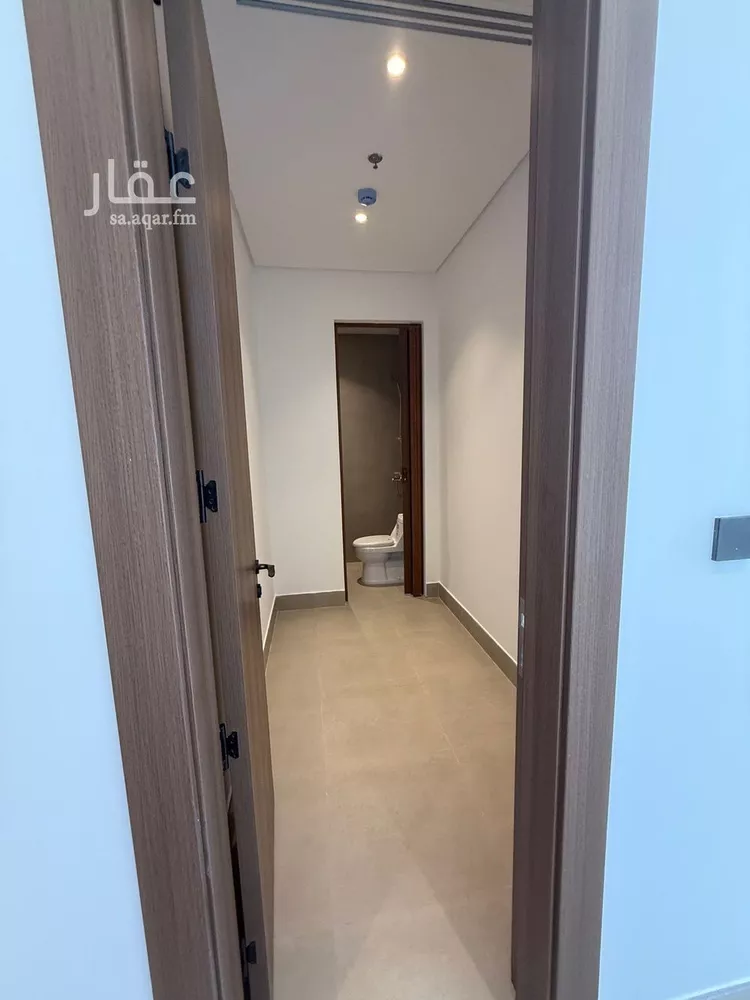 شقة للبيع في شارع الامير عبدالعزيز ابن فهد ابن عبدالعزيز, حي الحزام الذهبي, مدينة الخبر, المنطقة الشرقية صورة 5