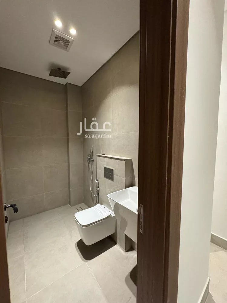 شقة للإيجار في شارع الامير عبدالعزيز ابن فهد ابن عبدالعزيز, حي الحزام الذهبي, مدينة الخبر, المنطقة الشرقية صورة 5