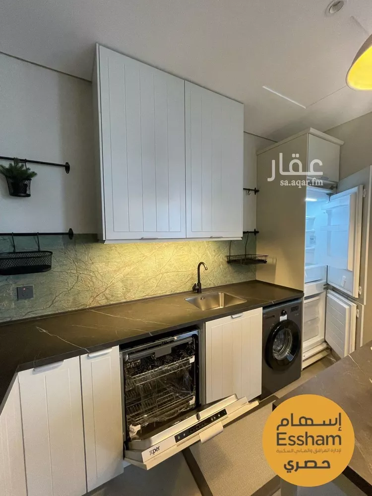 شقة للبيع في شارع الامير عبدالعزيز ابن فهد ابن عبدالعزيز, حي الحزام الذهبي, مدينة الخبر, المنطقة الشرقية صورة 3