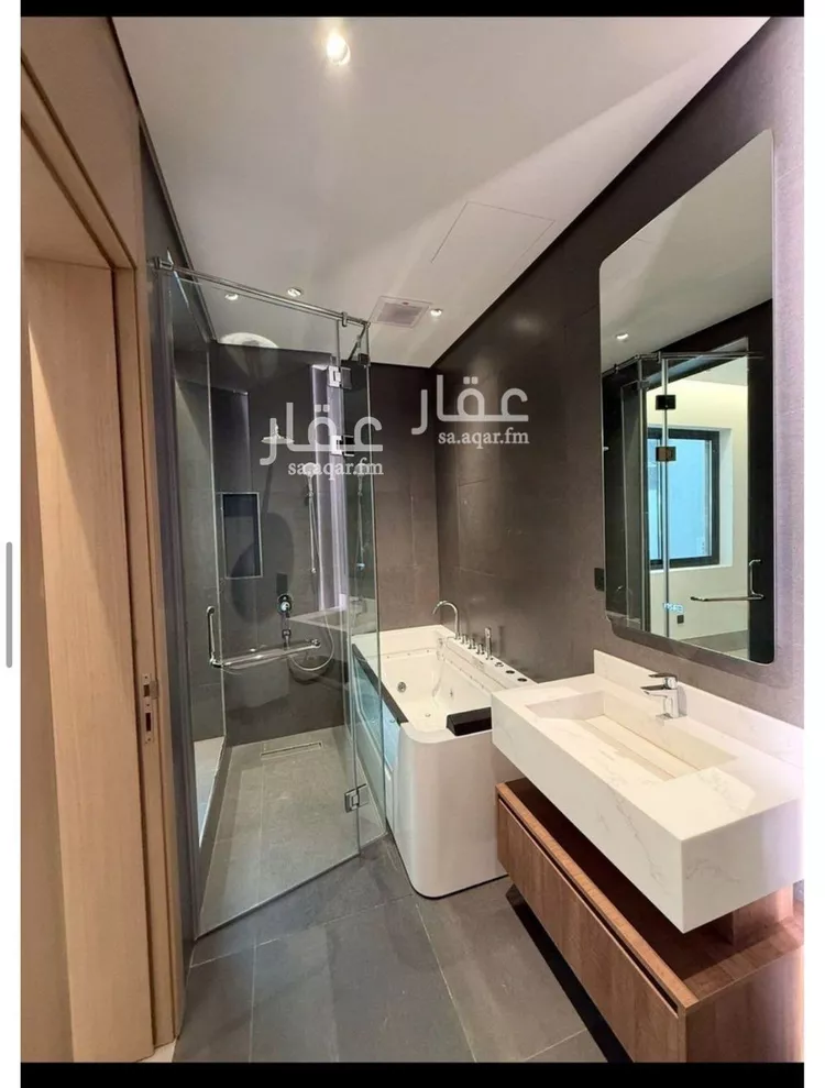 شقة للإيجار في شارع الالمعي, حي البندرية, مدينة الخبر, المنطقة الشرقية 6