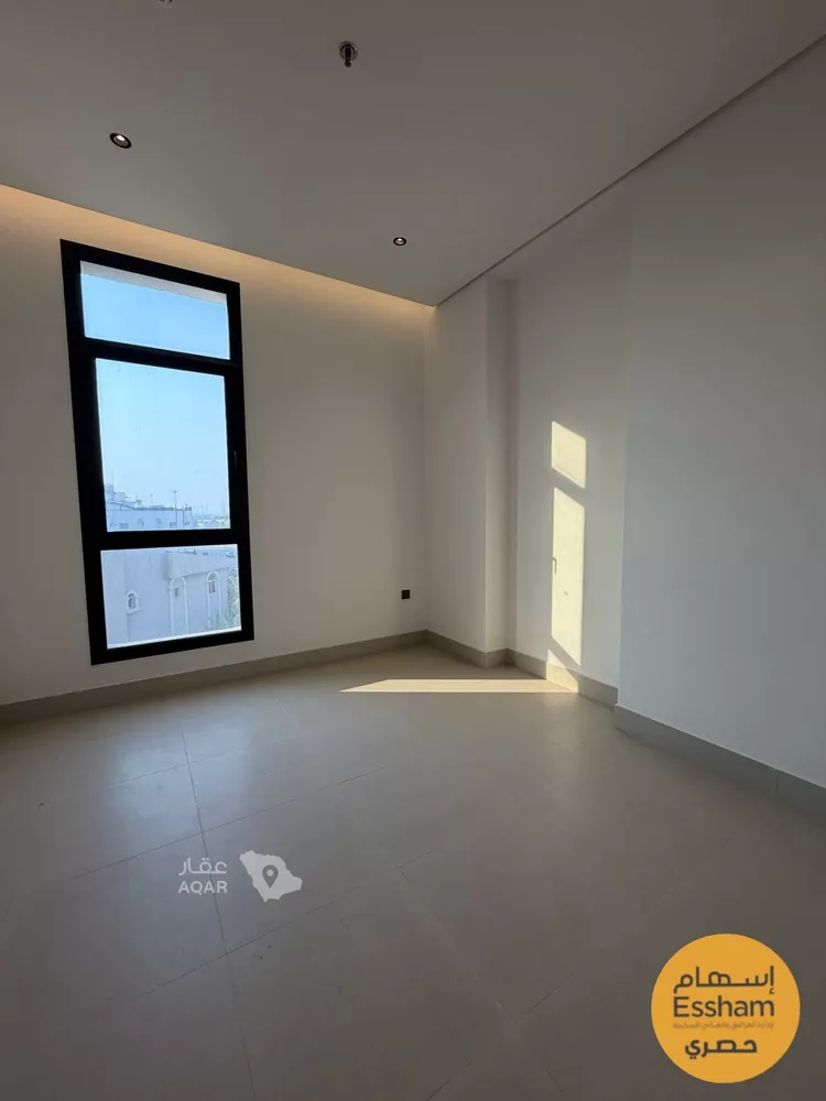 شقة للبيع في شارع سعيد بن المسيب, حي الجامعة, مدينة الظهران, المنطقة الشرقية 4
