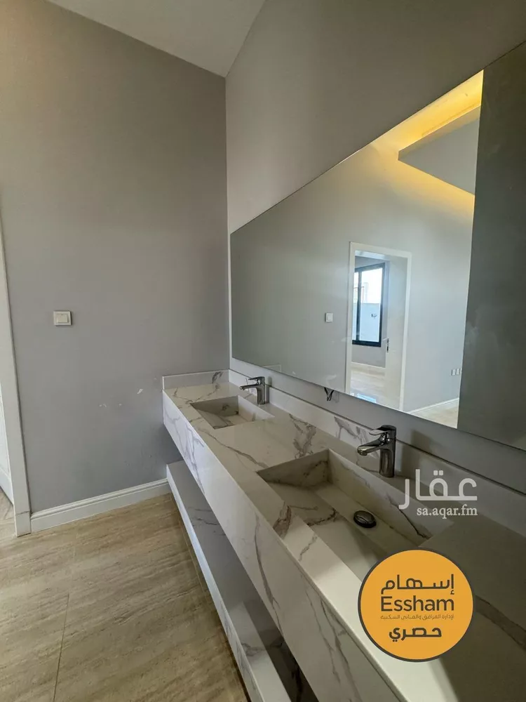 فيلا للبيع في شارع جمرة بن النعمان, حي الشراع, مدينة الخبر, المنطقة الشرقية صورة 2