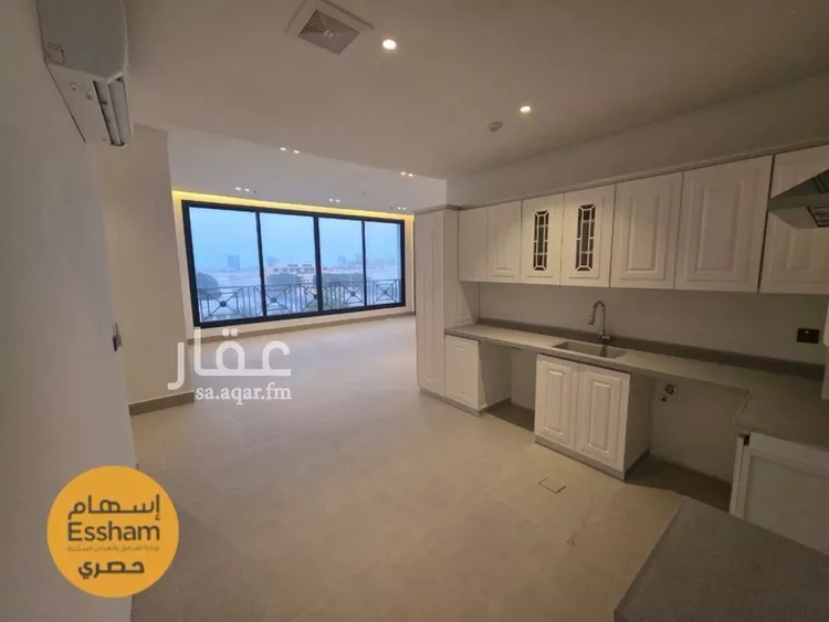 شقة للبيع في شارع الامير عبدالعزيز ابن فهد ابن عبدالعزيز, حي الحزام الذهبي, مدينة الخبر, المنطقة الشرقية