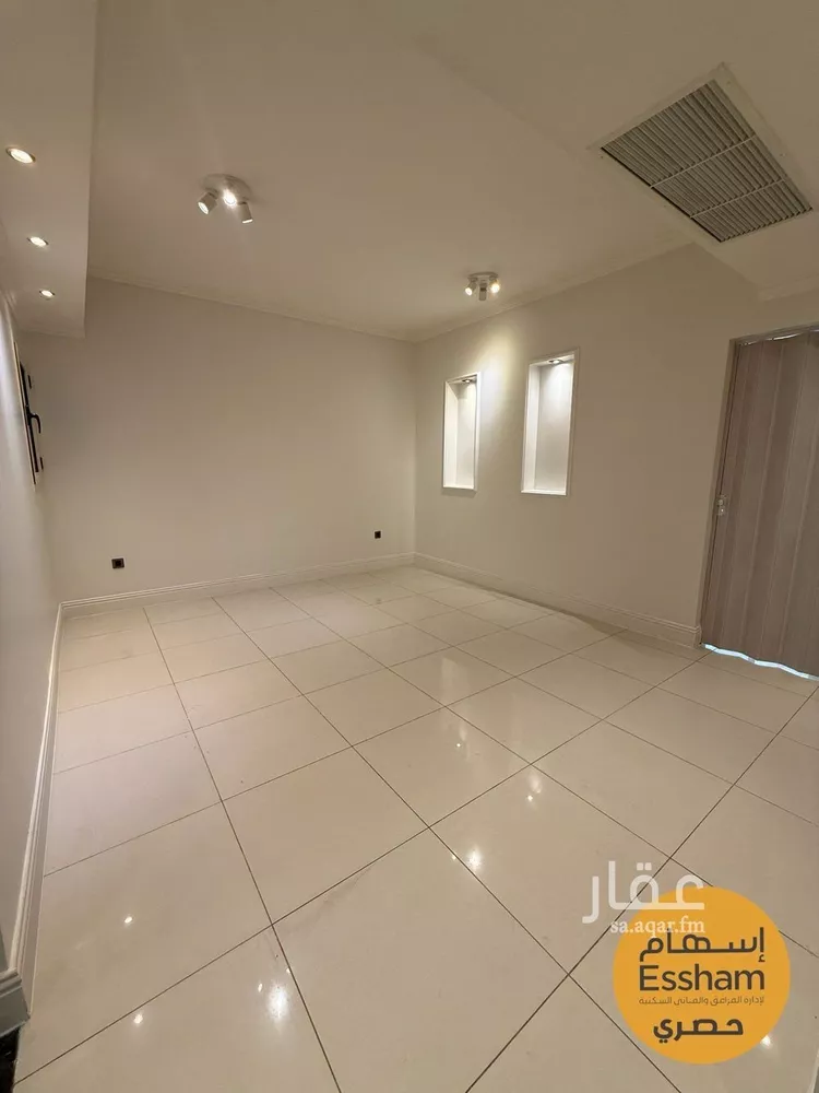 شقة للبيع في شارع الخلد, حي الدوحة الجنوبية, مدينة الظهران, المنطقة الشرقية صورة 3