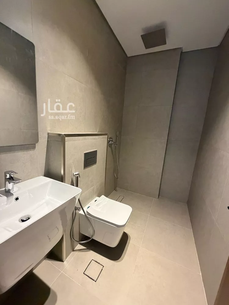 شقة للإيجار في شارع الامير عبدالعزيز ابن فهد ابن عبدالعزيز, حي الحزام الذهبي, مدينة الخبر, المنطقة الشرقية 9