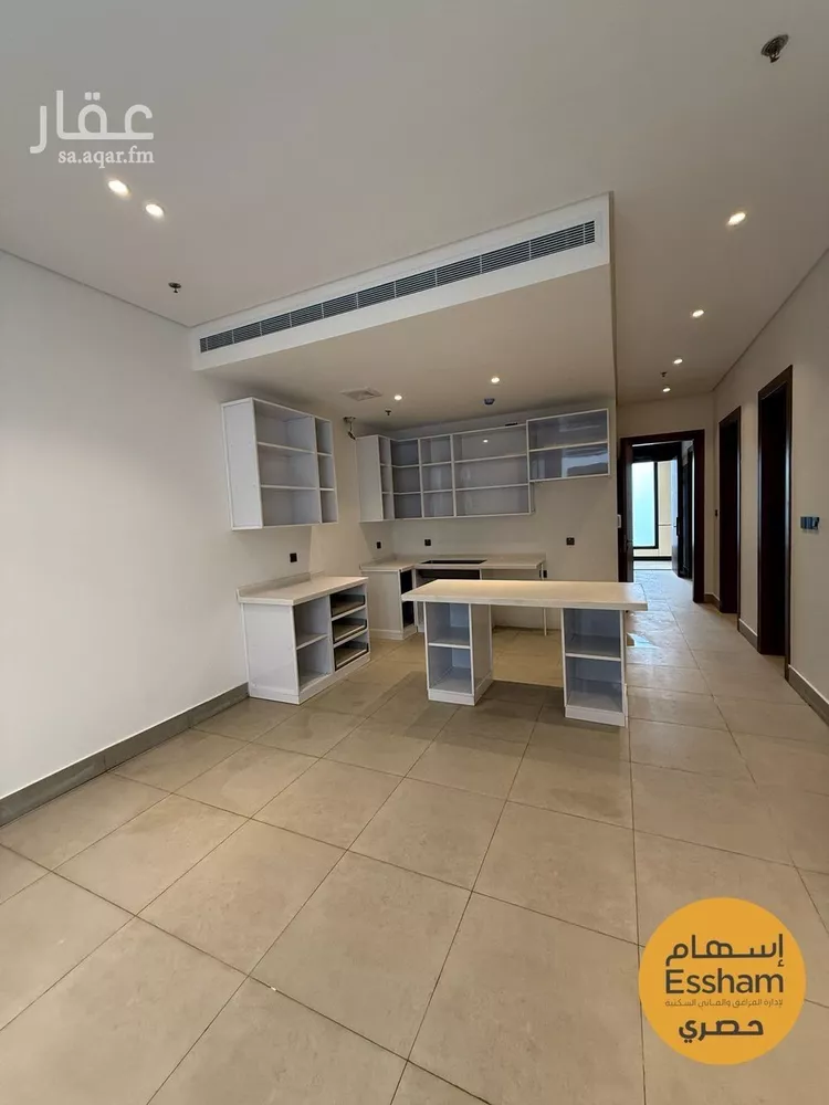 شقة للإيجار في شارع الامير عبدالعزيز ابن فهد ابن عبدالعزيز, حي الحزام الذهبي, مدينة الخبر, المنطقة الشرقية