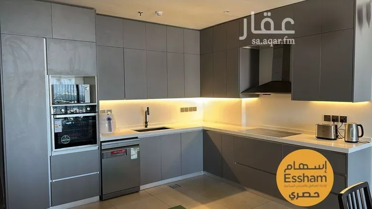 شقة للبيع في شارع الامير عبدالعزيز ابن فهد ابن عبدالعزيز, حي الحزام الذهبي, مدينة الخبر, المنطقة الشرقية صورة 3