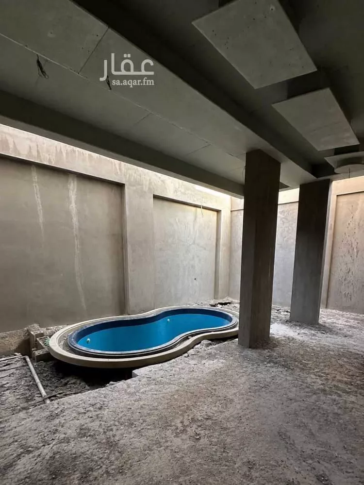 فيلا للبيع في شارع ابو بشير الزبيدي, حي الشراع, مدينة الخبر, المنطقة الشرقية