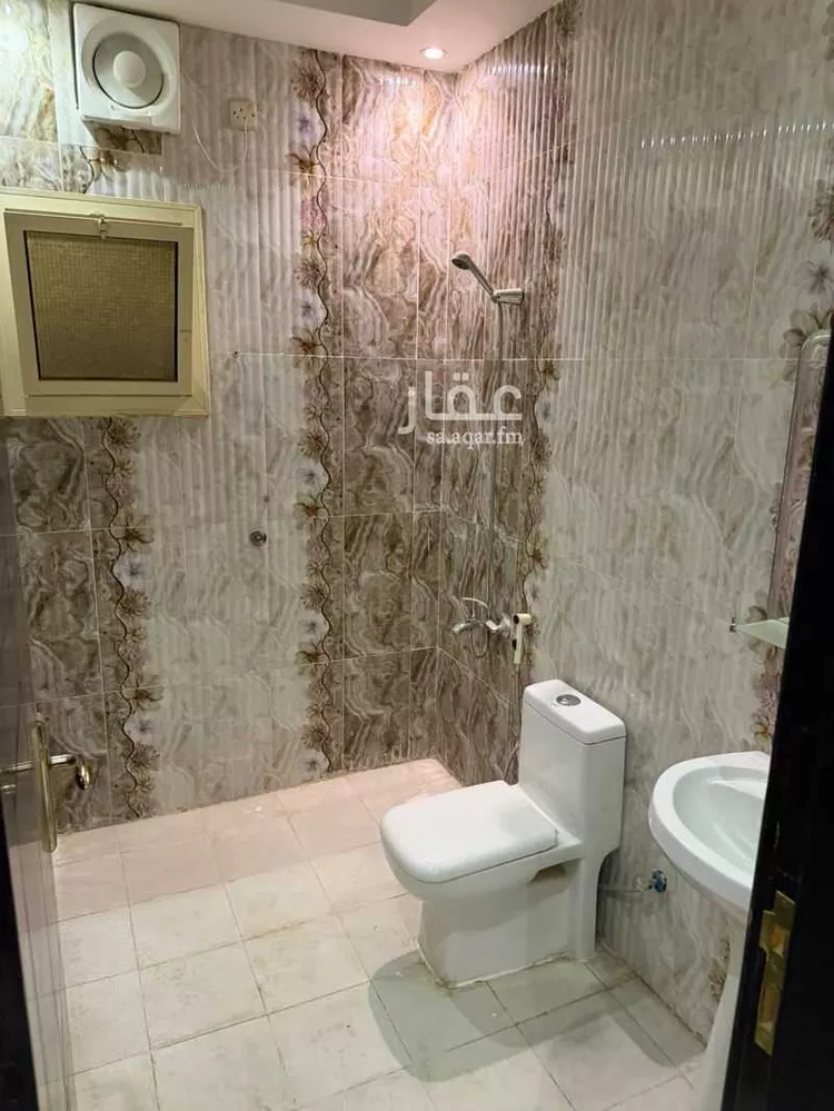 شقة للبيع في شارع احمد بن خضرويه, حي بنى بياضة, مدينة المدينة المنورة, منطقة المدينة المنورة 8