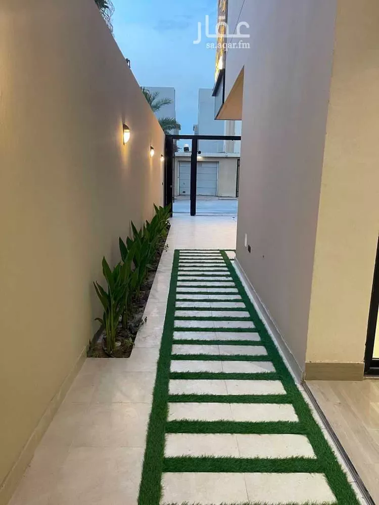 دور للبيع في شارع ابن عبدالبر, حي النزهة, مدينة الرياض, منطقة الرياض 9