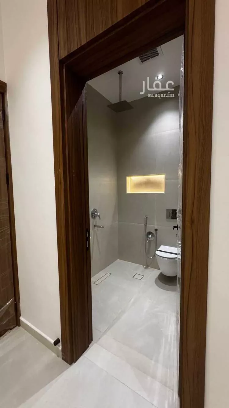 دور للبيع في شارع ابن عبدالبر, حي النزهة, مدينة الرياض, منطقة الرياض 6