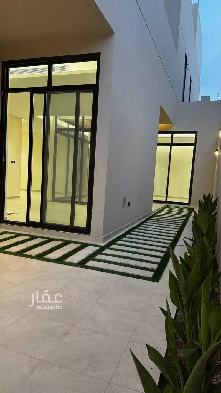 دور للبيع في شارع ابن عبدالبر, حي النزهة, مدينة الرياض, منطقة الرياض 18